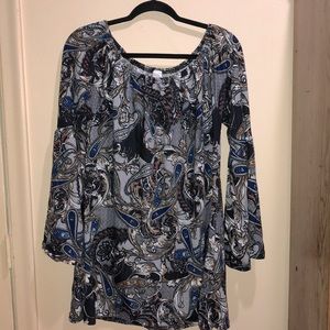 Win Win long bell sleeve warm paisley tunic